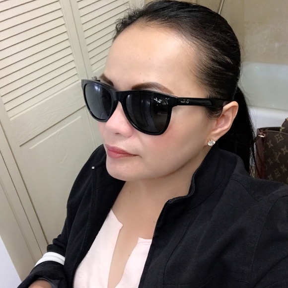 Roswinda's closet Everything here is a BARGAIN - Picture 8 of 8